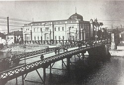 淀屋橋と日本銀行大阪支店